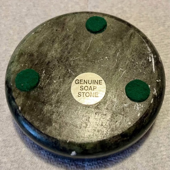 Soapstone Trinket Box - Picture 4 of 4